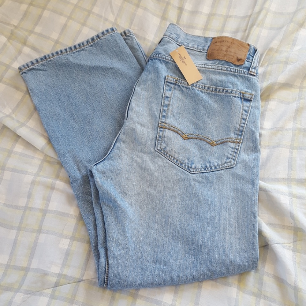 SOLD Men's AE Jeans